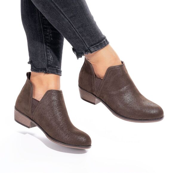 Pierre Dumas Women's Suede Ankle Booties Brown Size 6 Casual Block Heel - Picture 3 of 4